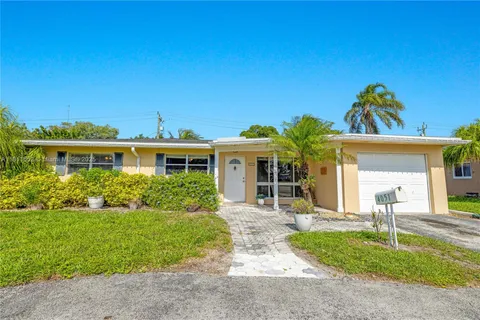 4051 NE 17th Ter, Pompano Beach FL 33064