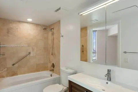 350 S Miami Ave # 1709, Miami FL 33130
