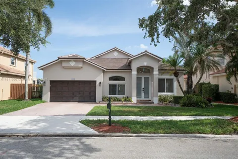 16404 Diamond Place, Weston FL 33331