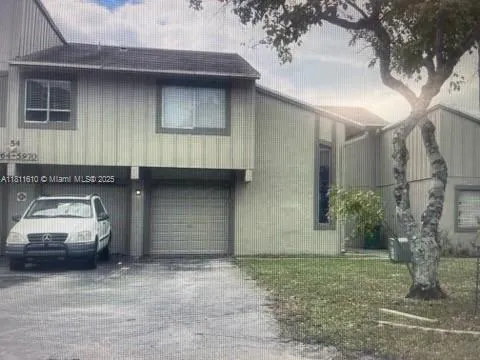 5970 NW 21st St, Lauderhill FL 33313