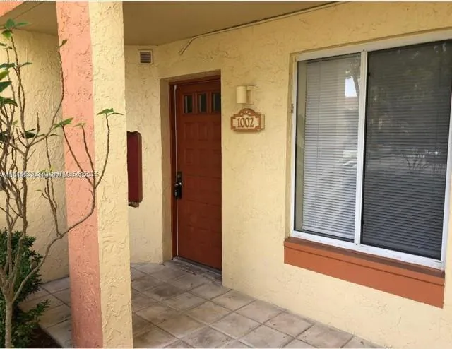 1002 Coral Club Dr # 1002, Coral Springs FL 33071