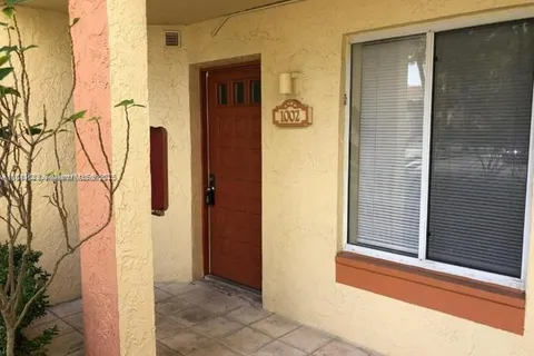 1002 Coral Club Dr # 1002, Coral Springs FL 33071