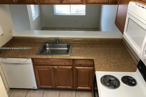 1002 Coral Club Dr # 1002, Coral Springs FL 33071