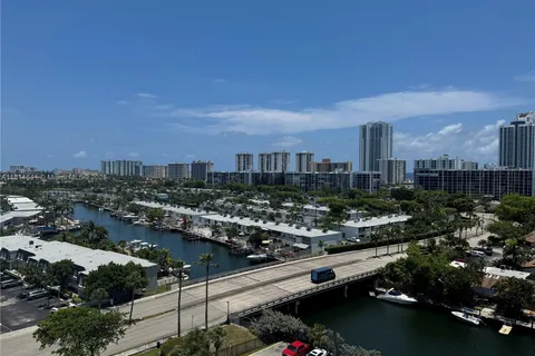 2500 Parkview Dr # 1109, Hallandale Beach FL 33009