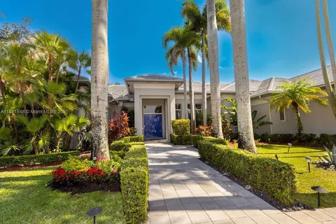 10392 Harrier St, Plantation FL 33324