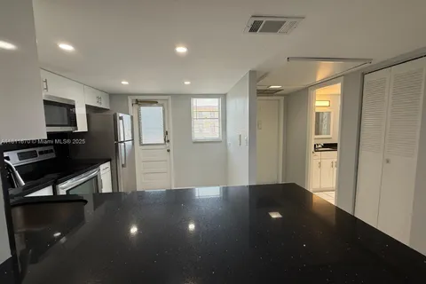 445 NE 195th St # 329, Miami FL 33179
