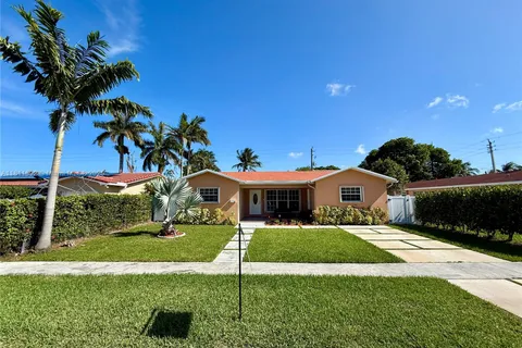 206 SE 3rd Pl, Dania Beach FL 33004