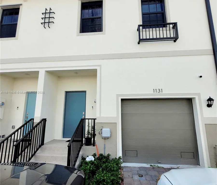 1131 SW 7th Ct, Florida City FL 33034