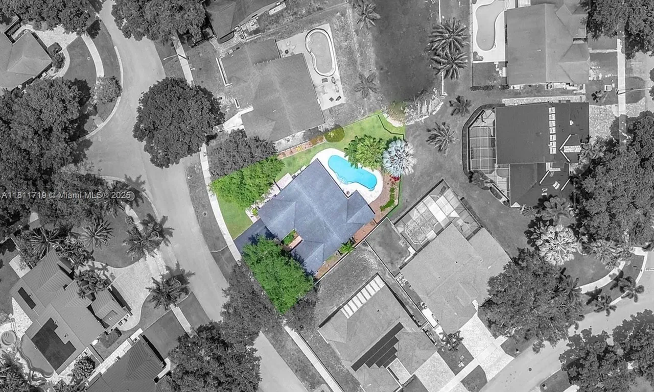 5816 SW 89th Way, Cooper City FL 33328