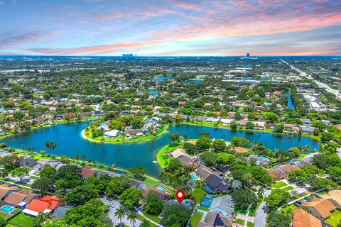 5816 SW 89th Way, Cooper City FL 33328