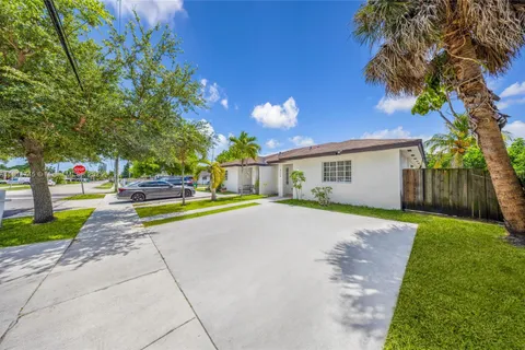 4519 NW 163rd St # 4519, Miami Gardens FL 33054