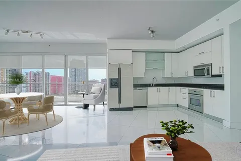 60 SW 13th St # 1600, Miami FL 33130