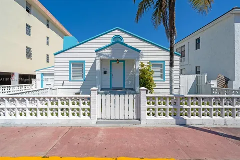 7835 Harding Ave # 1, Miami Beach FL 33141
