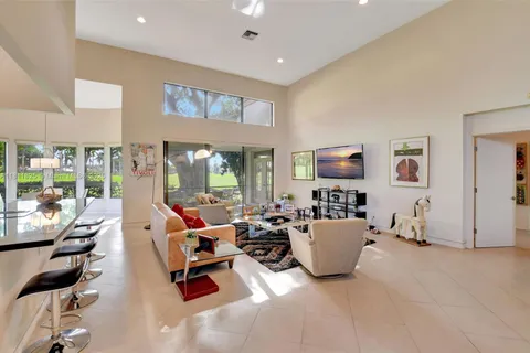 10160 Spyglass, Boca Raton FL 33498