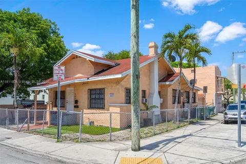 142 NW 10th Ave, Miami FL 33128