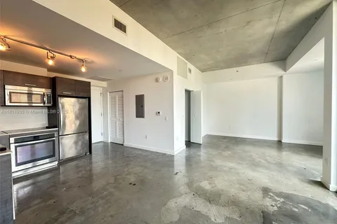 151 SE 1st St # 1505, Miami FL 33131