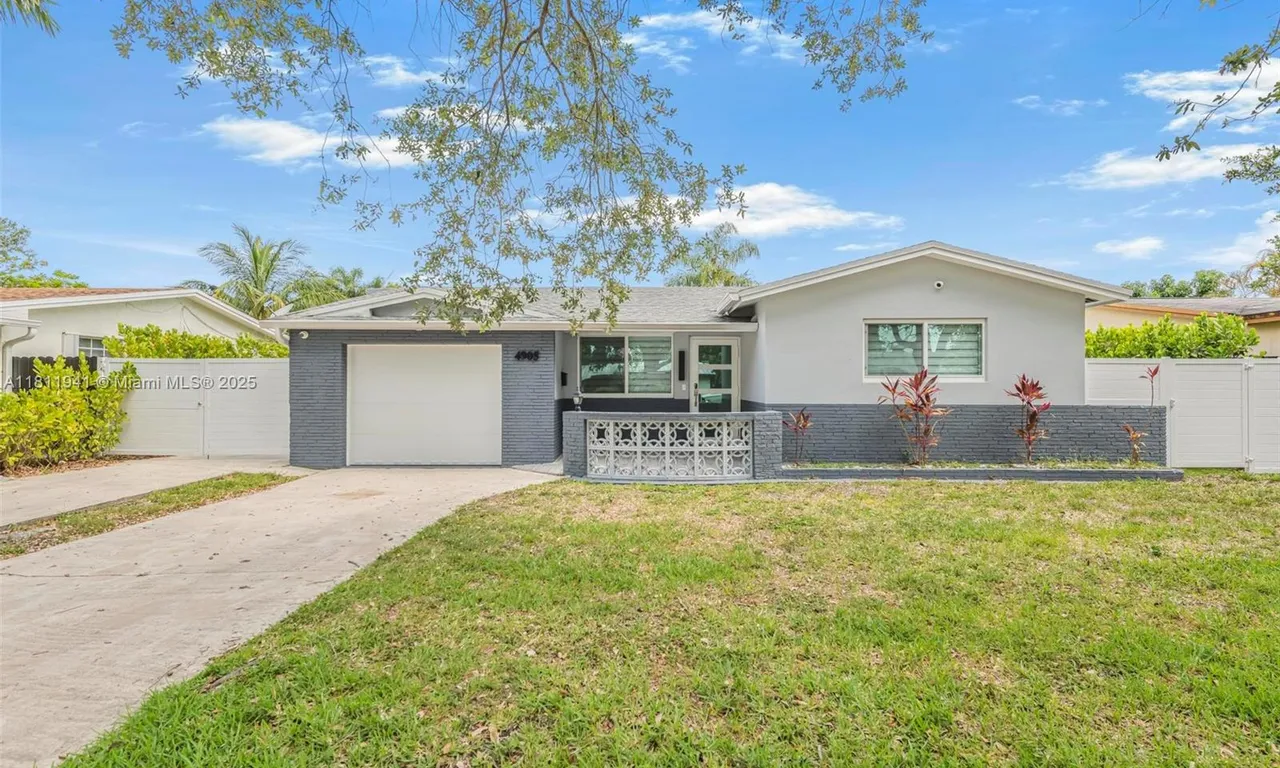 4905 Johnson St # 0, Hollywood FL 33021