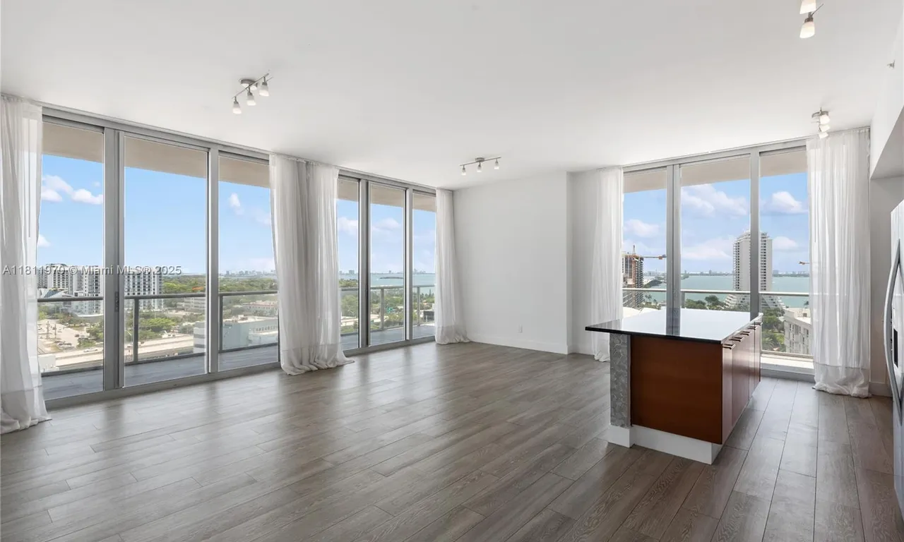 3470 E Coast Ave # H1401, Miami FL 33137
