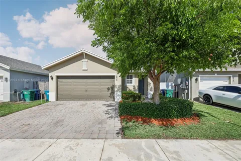 579 NE 6th Pl, Florida City FL 33034