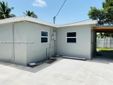 804 N 20th Ct, Hollywood FL 33020