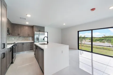 1374 NW 1 ST, Florida City FL 33034