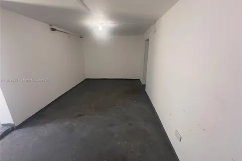 225 NE 56th St # 7, Miami FL 33137