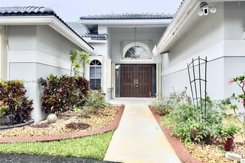 5136 NW 99th Way, Coral Springs FL 33076