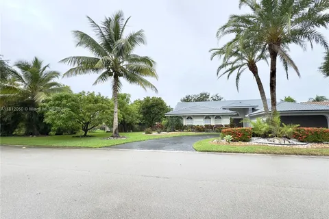 5136 NW 99th Way, Coral Springs FL 33076