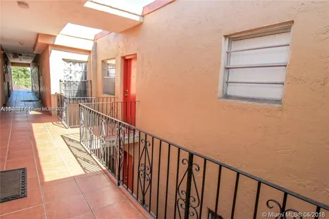 3675 W 11th Ave # 220, Hialeah FL 33012