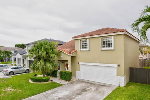 7251 SW 158th Pl, Miami FL 33193