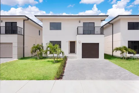1382 NW 1 ST, Florida City FL 33034