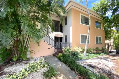 218 Santillane Ave # 1, Coral Gables FL 33134