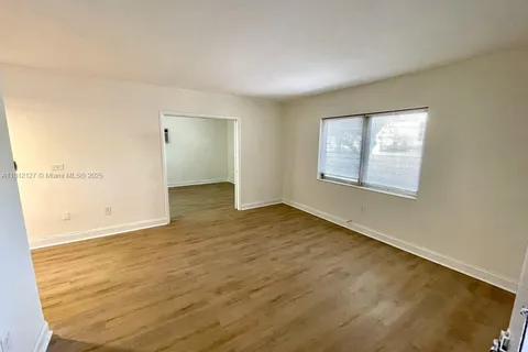 218 Santillane Ave # 1, Coral Gables FL 33134