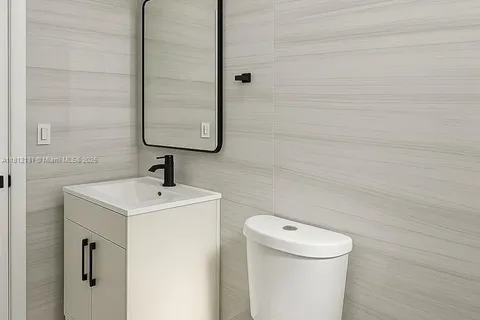 5740 Mayo St # 4, Hollywood FL 33023