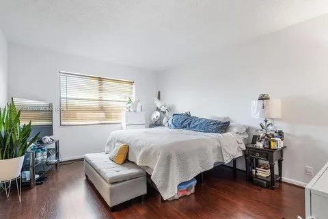 9235 SW 8th St # 502, Boca Raton FL 33428