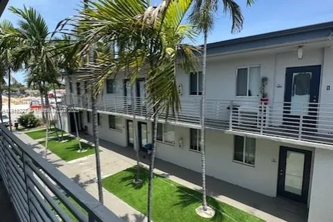 16651 NE 18th Ave # 0, North Miami Beach FL 33162