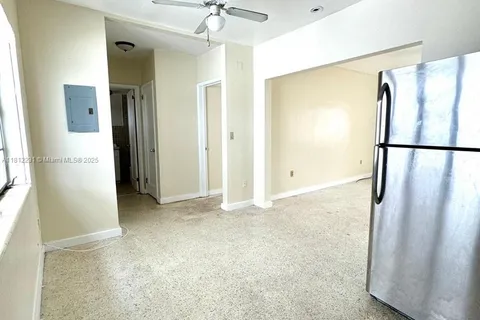 2140 Bay Dr # 4, Miami Beach FL 33141