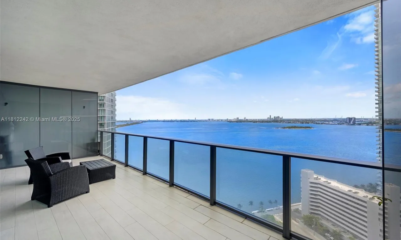 650 NE 32nd St # 2502, Miami FL 33137