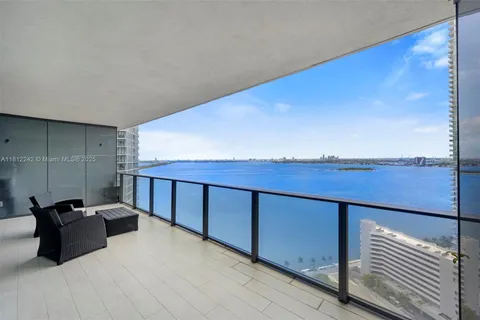 650 NE 32nd St # 2502, Miami FL 33137