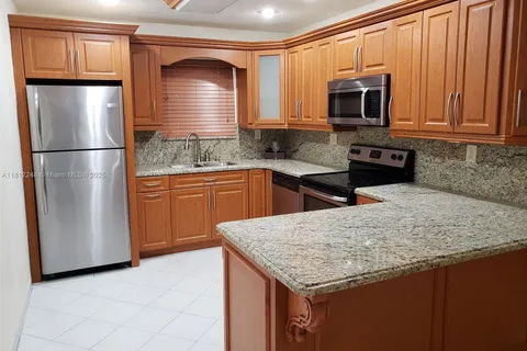 1240 La Mancha Ave, Coral Gables FL 33134