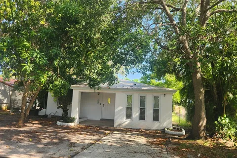 2174 NE 182nd St, North Miami Beach FL 33162