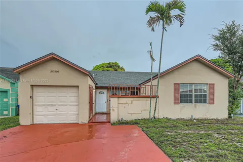 20316 NW 32nd Path, Miami Gardens FL 33056