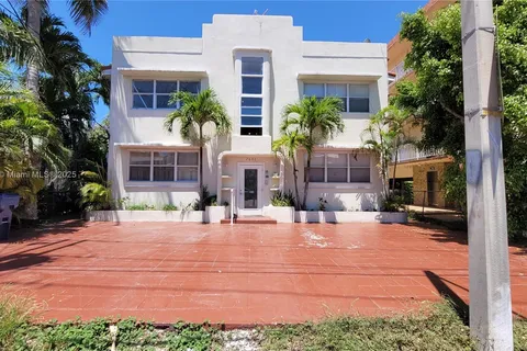 7636 Abbott Ave # 4, Miami Beach FL 33141