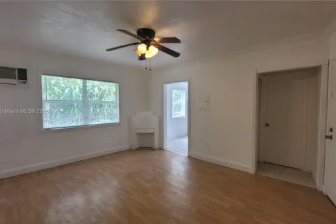 7636 Abbott Ave # 4, Miami Beach FL 33141