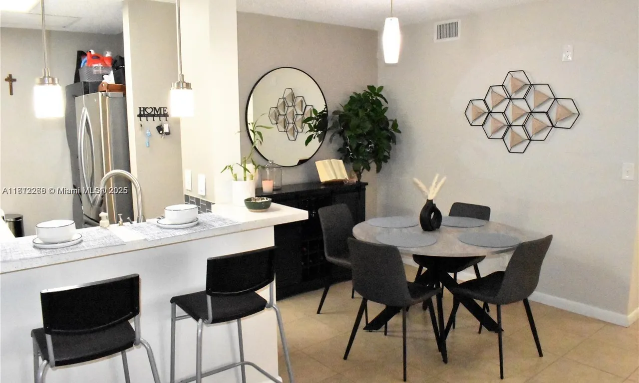 3586 N University Dr # 6, Coral Springs FL 33065