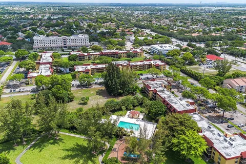 3253 Foxcroft Rd # G312, Miramar FL 33025