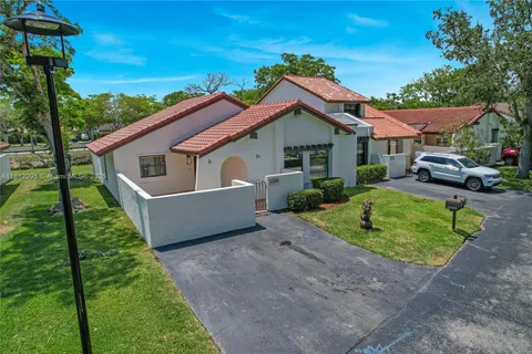 11054 SW 136th Ct, Miami FL 33186