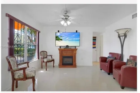 755 SW 6th St # 1, Miami FL 33130
