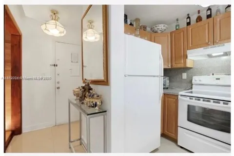 755 SW 6th St # 1, Miami FL 33130