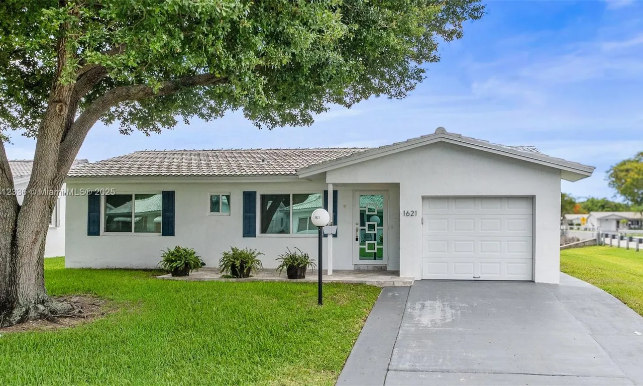 1621 NW 87th Ln, Plantation FL 33322
